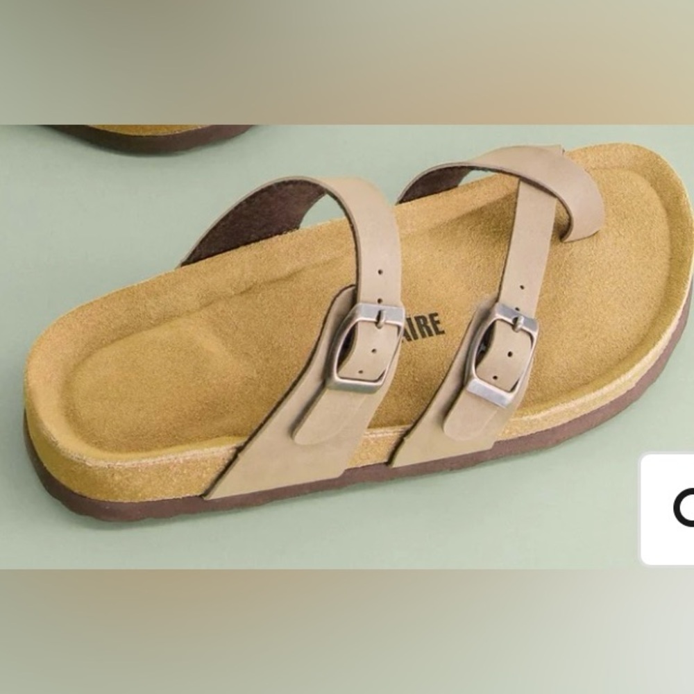 Cushionaire Stone Strap Sandals